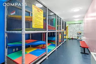 360 Furman St, New York City, NY 11201 - Photo 23