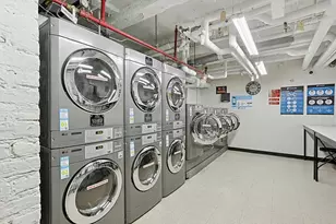 212 E 48th St, New York City, NY 10017 - Photo 7