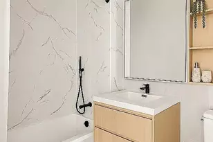 37-34 33rd St, New York City, NY 11101 - Photo 3