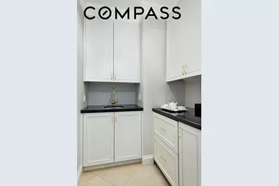 2 E 55th Street #807W30, New York City, NY 10022 - Photo 5