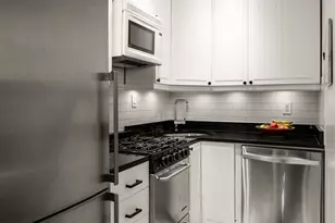 70 E 93rd St, New York City, NY 10128 - Photo 5