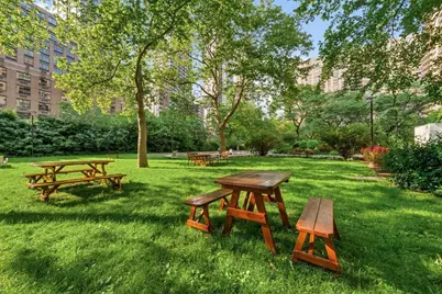 165 W End Avenue #18M, New York, NY 10023 - Photo 25