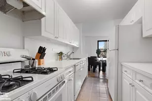 142 West End Ave, New York, NY 10023 - Photo 5