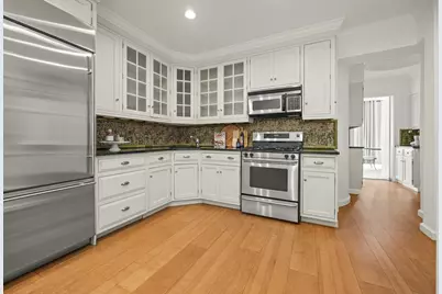 565 Park Avenue #4W, New York City, NY 10065 - Photo 9