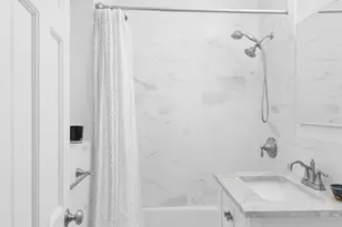 326 W 83rd St, New York City, NY 10024 - Photo 5