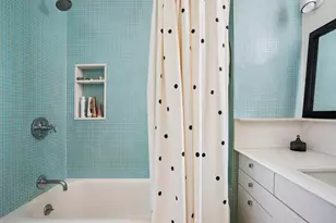 269 W 72nd St, New York City, NY 10023 - Photo 5