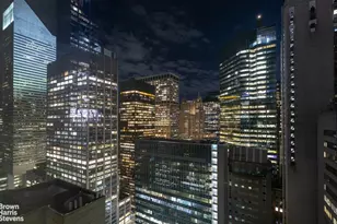 60 E 55th St, New York City, NY 10022 - Photo 25