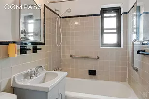 34-11 93rd St, New York City, NY 11372 - Photo 17