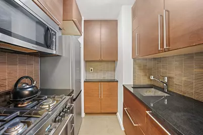 101 W 12th Street #9Z, New York City, NY 10011 - Photo 7