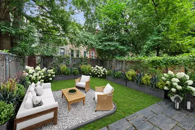 241A Madison Street, New York City, NY 11216 - Photo 5