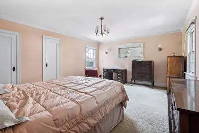 176-15 Croydon Road, New York City, NY 11432 - Photo 51