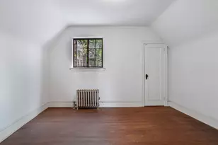 176-15 Croydon Rd, New York City, NY 11432 - Photo 55