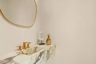 66 Downing St, New York City, NY 11238 - Photo 5