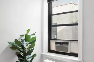 345 Montgomery St, New York City, NY 11225 - Photo 9