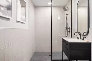 547 W 47th St, New York City, NY 10036 - Photo 7