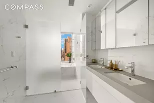 301 E 61st St, New York City, NY 10065 - Photo 7