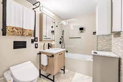 175 W 95th Street #2C, New York City, NY 10025 - Photo 9