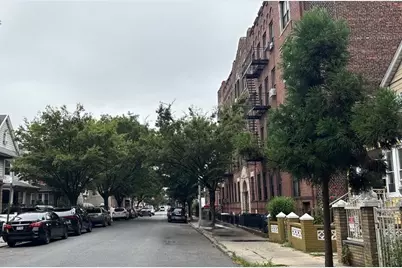 400 E 49th Street, New York City, NY 11203 - Photo 3