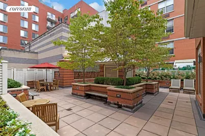 310 W 120th Street #4F, New York City, NY 10026 - Photo 7