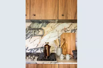 323 Clinton Street #4, New York City, NY 11231 - Photo 23