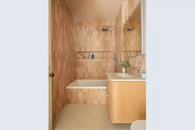 323 Clinton Street #4, New York City, NY 11231 - Photo 7