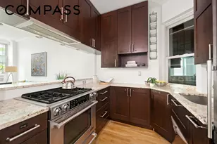 323 W 43rd St, New York City, NY 10036 - Photo 3