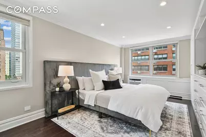 310 E 70th Street #10E, New York City, NY 10021 - Photo 3