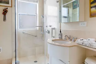 439 E 51st St, New York City, NY 10022 - Photo 11