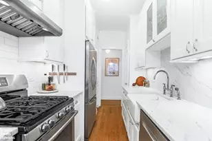 114 Clinton St, New York City, NY 11201 - Photo 11