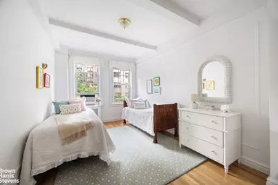 51 E 90th Street #5B, New York City, NY 10128 - Photo 3