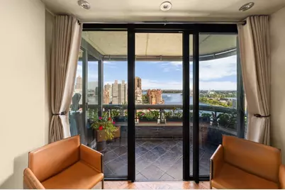 530 E 76th Street #25E, New York City, NY 10021 - Photo 5