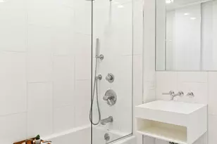 310 W 114th St, New York City, NY 10026 - Photo 7