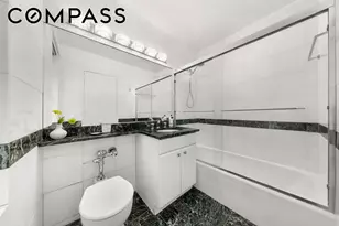 530 E 72nd St, New York City, NY 10021 - Photo 11