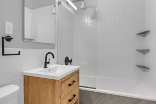 250 Mercer St, New York City, NY 10012 - Photo 11