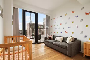 21-30 44th Dr, New York City, NY 11101 - Photo 7