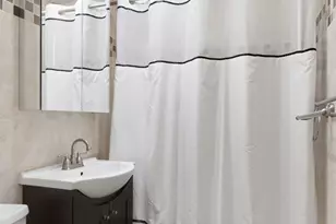 340 E 74th St, New York City, NY 10021 - Photo 5