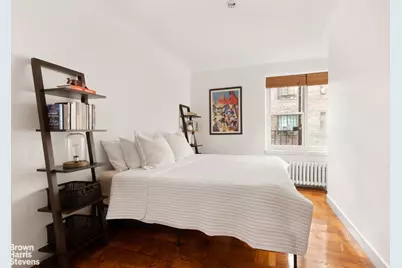 135 E 39th Street #1CD, New York City, NY 10016 - Photo 9