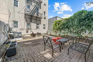 124 Grove St, New York City, NY 11221 - Photo 33