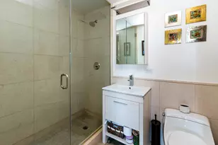 350 W 42nd St, New York City, NY 10036 - Photo 7