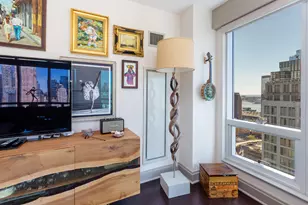 350 W 42nd St, New York City, NY 10036 - Photo 3