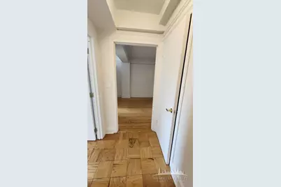 150 E 39th Street #1703, New York City, NY 10016 - Photo 21