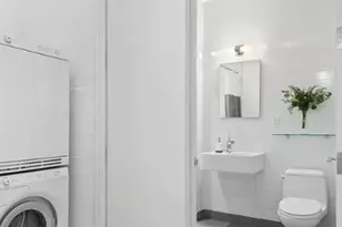 360 Furman St, New York City, NY 11201 - Photo 9