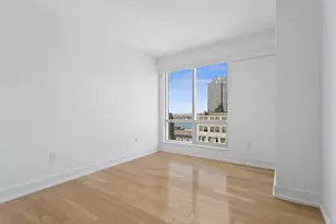 350 W 42nd St, New York City, NY 10036 - Photo 9