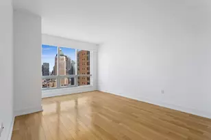 350 W 42nd St, New York City, NY 10036 - Photo 7