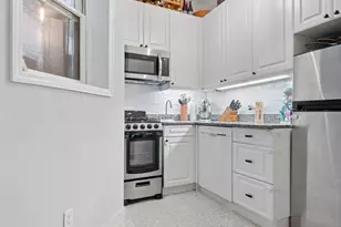 331 E 92nd St, New York City, NY 10128 - Photo 3