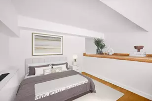 310 E 46th St, New York City, NY 10017 - Photo 7
