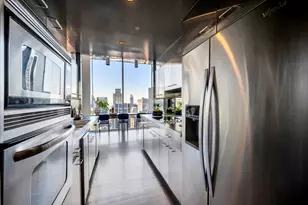 641 5th Ave, New York City, NY 10022 - Photo 5