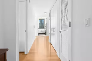 606 W 57th St, New York, NY 10019 - Photo 7