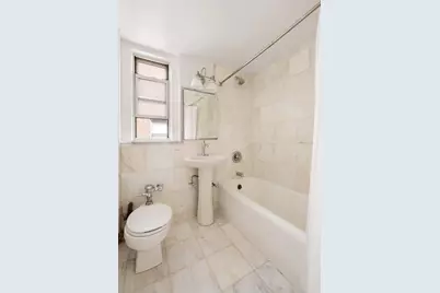 333 E 43rd Street #910, New York City, NY 10017 - Photo 7