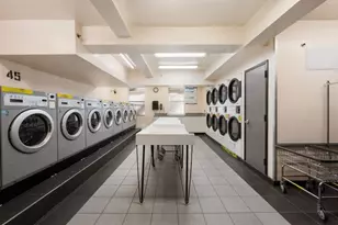 333 E 43rd St, New York City, NY 10017 - Photo 11